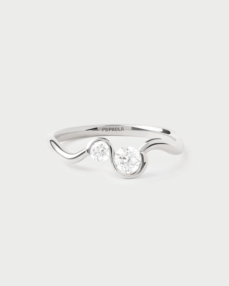 Dainty 18K gold You and Me ring featuring two-stone lab-grown diamonds and fluid lines