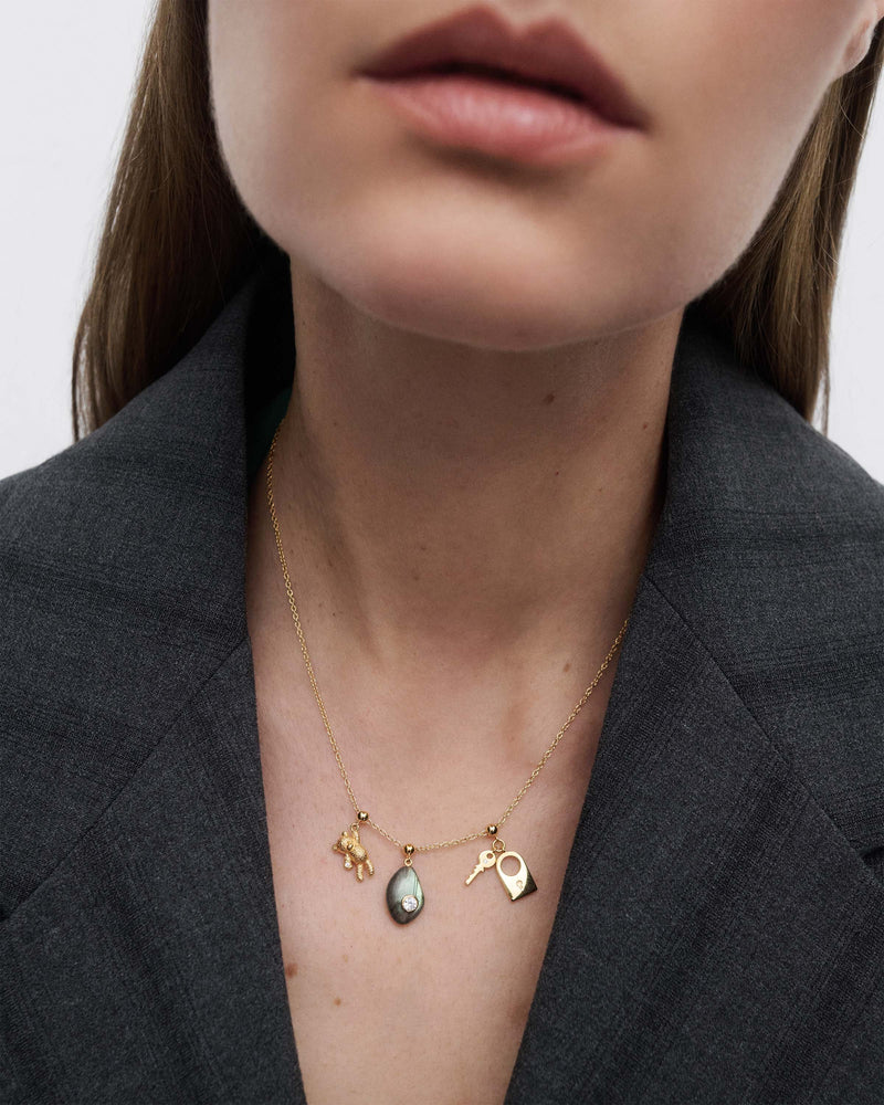 Protection Labradorite charm - 
  
    Sterling Silver / 18K Gold plating
  
