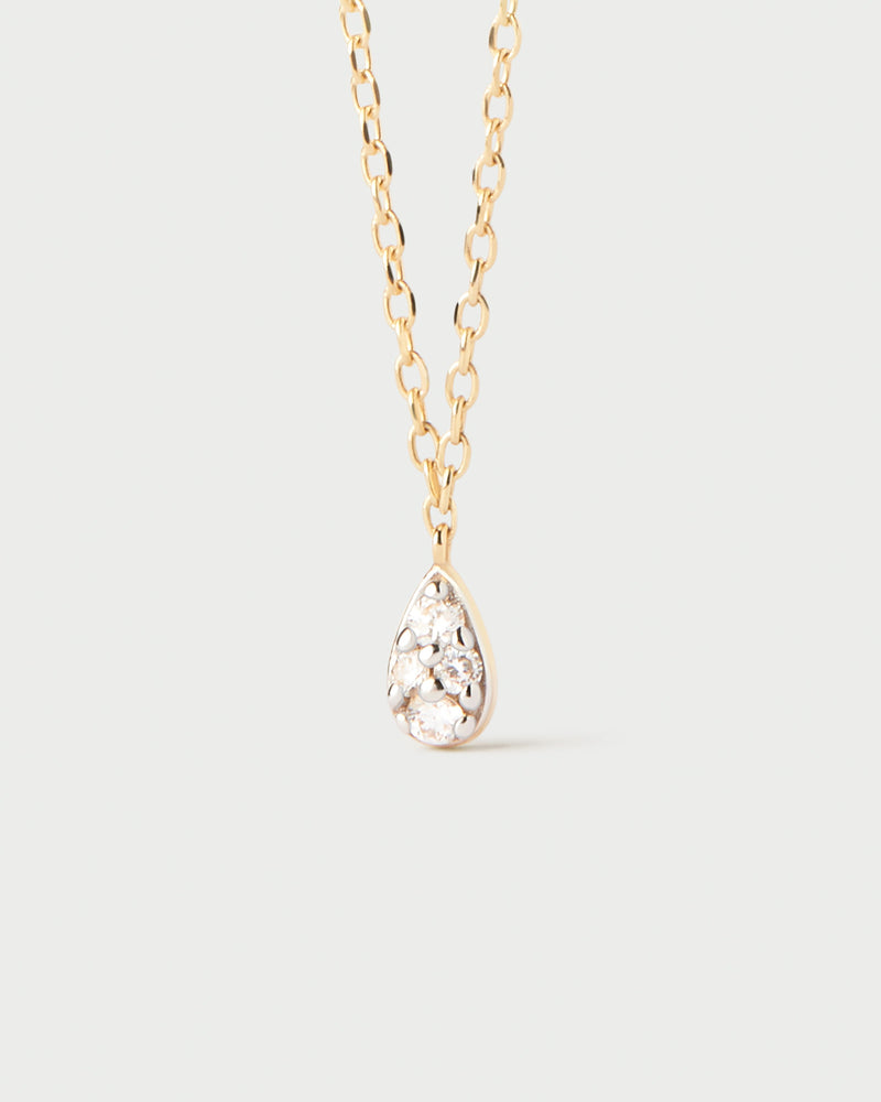 18K yellow gold minimal solitary chain necklace with pavé lab-grown diamond drop pendant