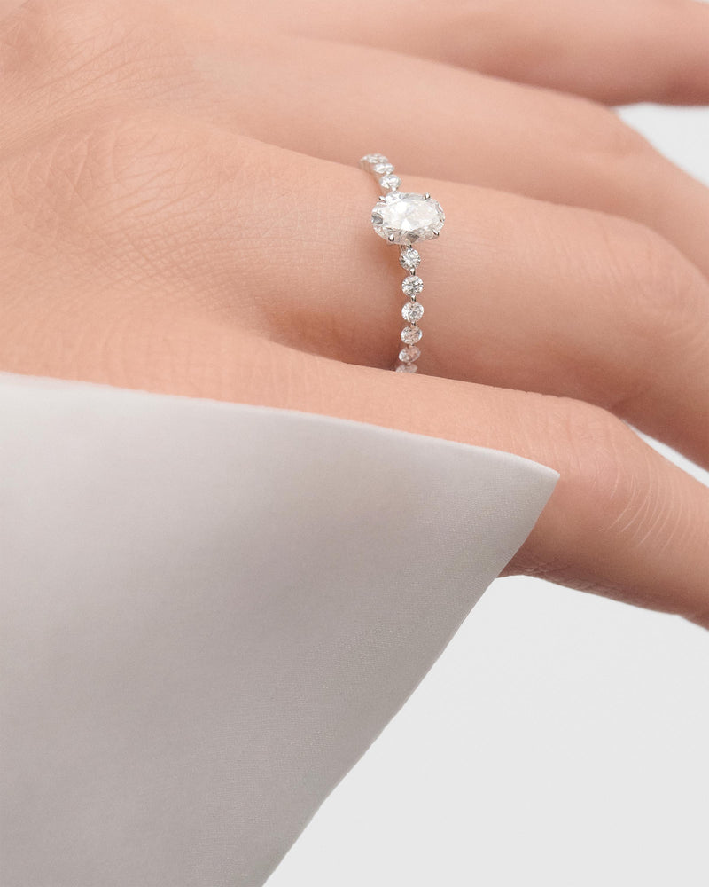 Diamonds and white gold Trace solitary ring - 
  
    18K White gold / Rhodium silver plating
  
