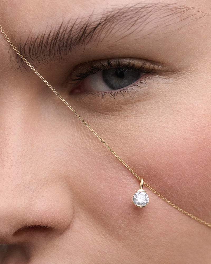 Diamond and gold Grace pendant - 
  
    18K Gold
  
