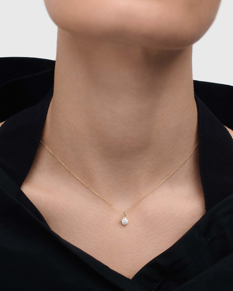 Diamond and gold Grace pendant - 
  
    18K Gold
  
