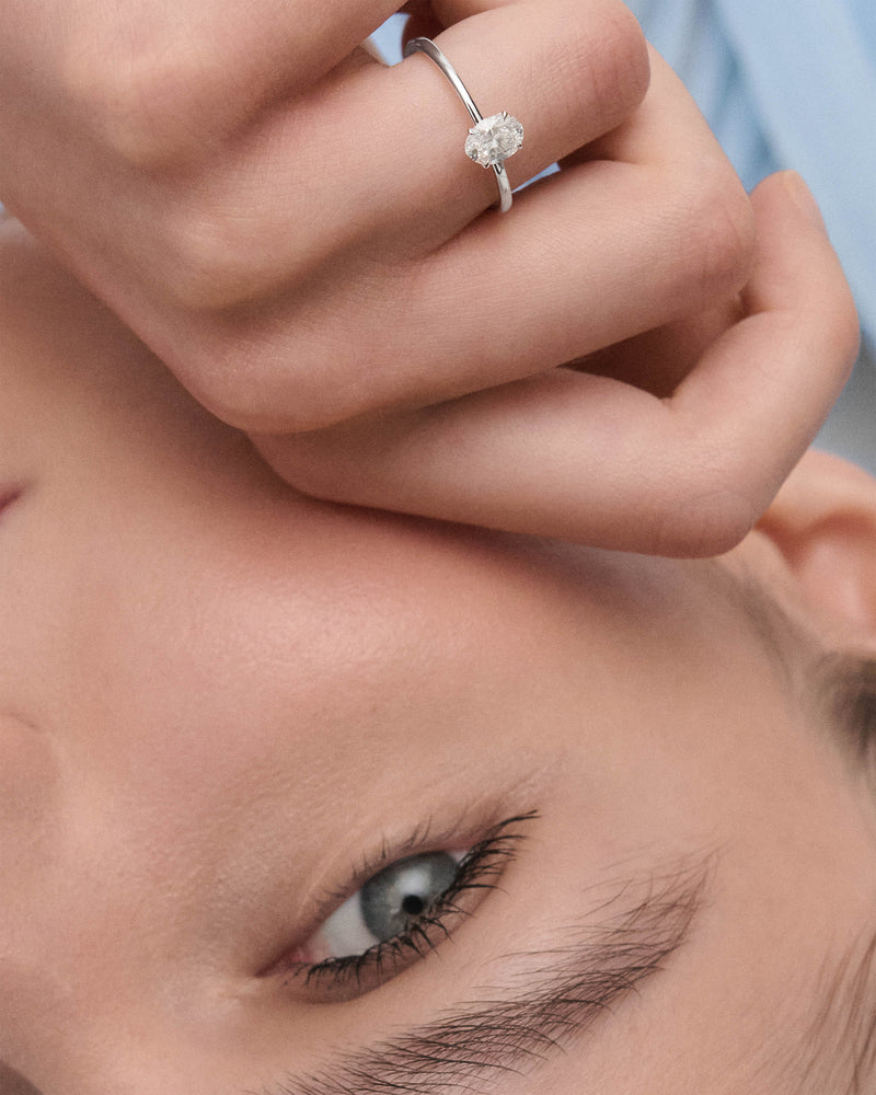 Diamond and white gold Ace solitary ring - 
  
    18K White gold / Rhodium silver plating
  
