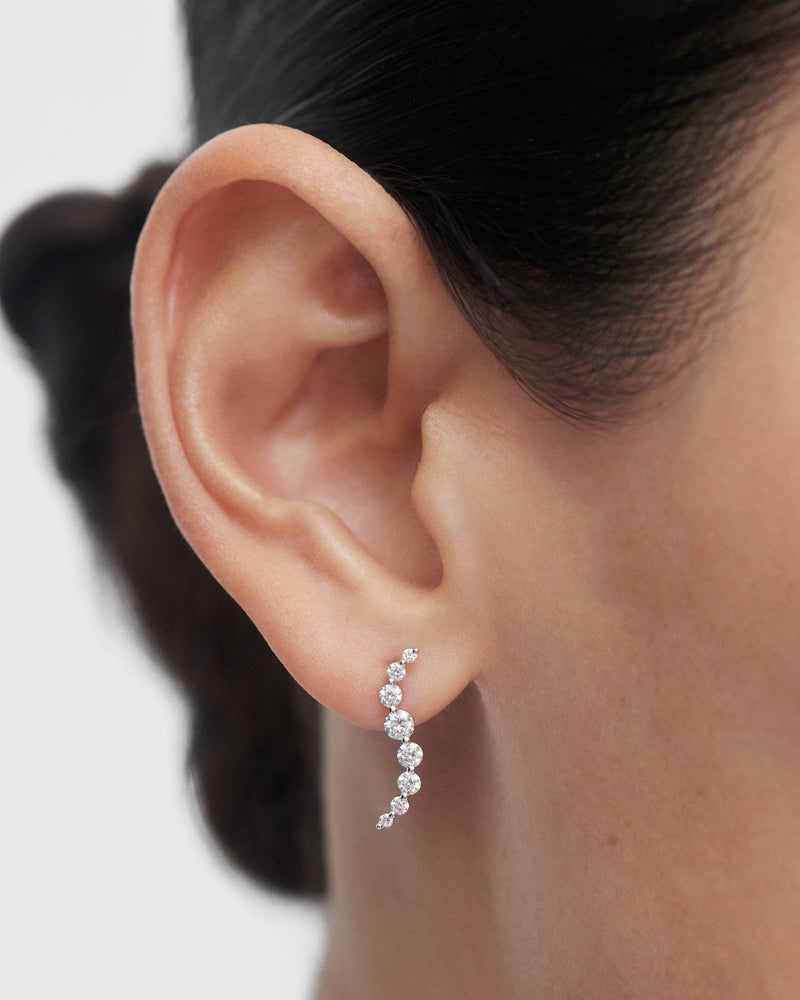 Diamonds and white gold Venus stud earrings - 
  
    18K White gold / Rhodium silver plating
  
