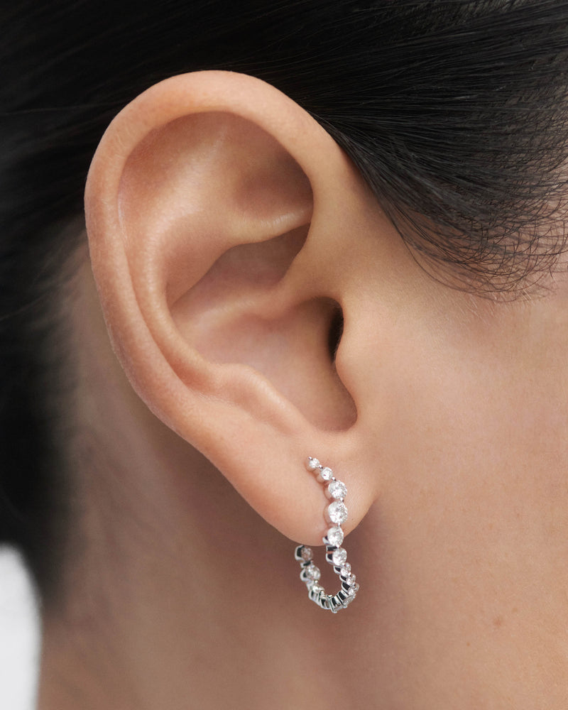 Diamonds and white gold Mini Venus hoops - 
  
    18K White gold / Rhodium silver plating
  
