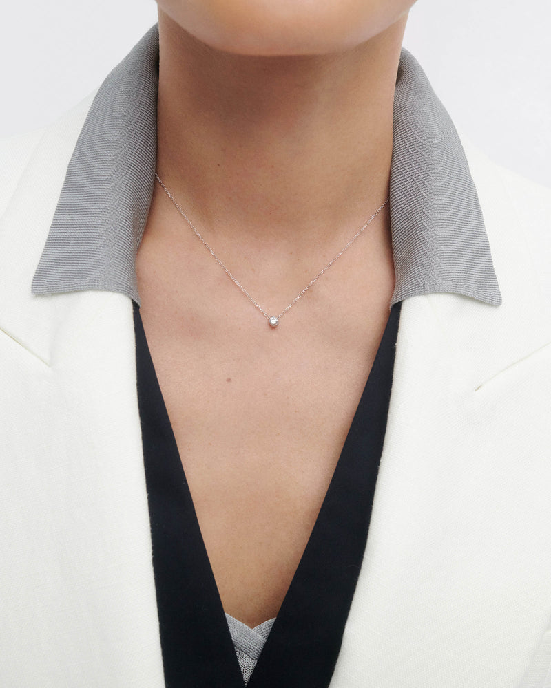 Diamonds and white gold Delia necklace - 
  
    18K White gold / Rhodium silver plating
  
