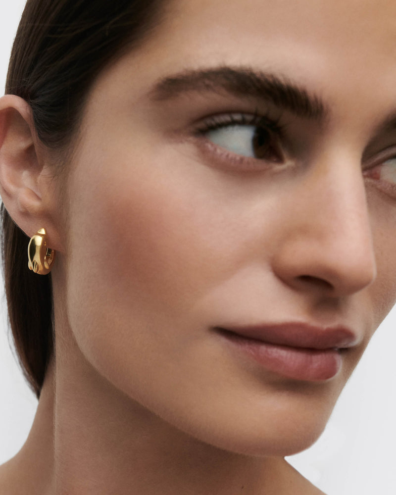 Mini Dolphin hoops - 
  
    Sterling Silver / 18K Gold plating
  
