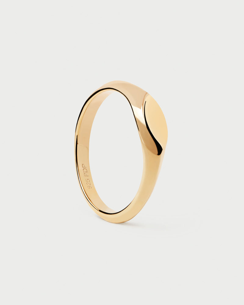 Gold-plated slim signet ring with eye shape flat top design