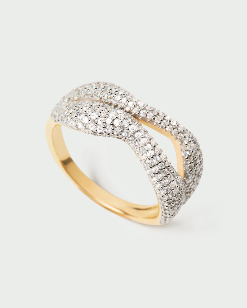 Gold-plated elegant two-band ring set with pavé zirconia and fluid lines