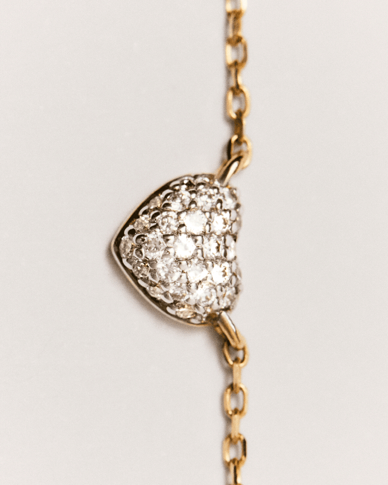 Solid yellow gold necklace with a heart shape pavé lab-grown diamond of 0.11 carats